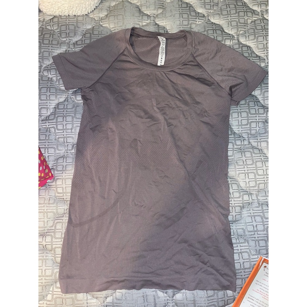 Lululemon shirt